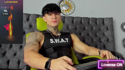 Snapshot of jeins_carter chatting on 02.18.25 JC online show from 02.18.25