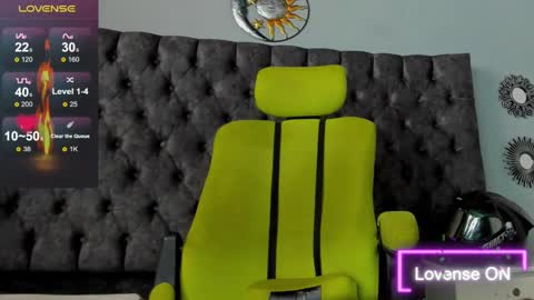 Snapshot of jeins_carter chatting on 02.21.25 JC online show from 02.21.25