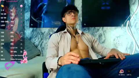 Snapshot of jeins_carter chatting on 11.07.25 JC online show from 11.07.25