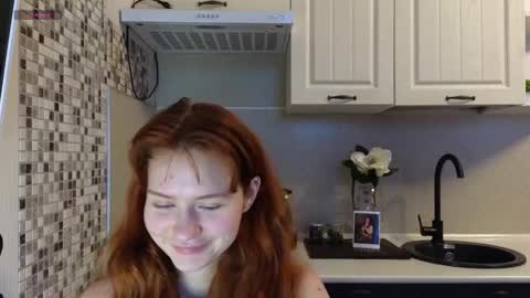 Snapshot of jelly_cherry chatting on 02.03.25 Emily online show from 02.03.25