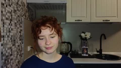 Snapshot of jelly_cherry chatting on 02.19.25 Emily online show from 02.19.25