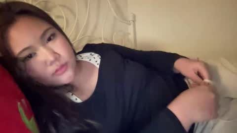 Snapshot of jellyblush chatting on 10.08.25 - online show from 10.08.25
