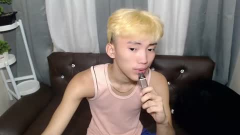 Snapshot of jemart_urnaughtboy chatting on 06.13.26 jemart_urnaughtboy online show from 06.13.26