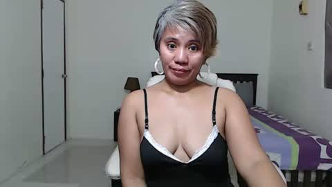 Snapshot of jemm36 chatting on 02.20.25 Jem online show from 02.20.25