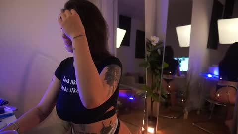 jeniffer_foxx online show from 10.09.25