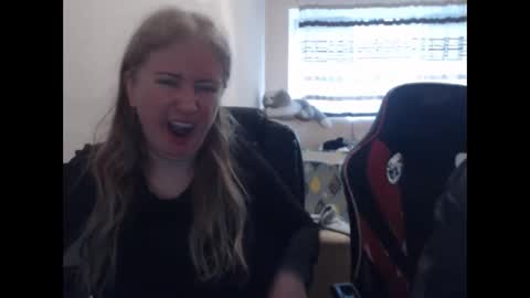 JenisAndPeter online show from 04.05.26