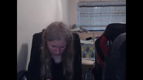 JenisAndPeter online show from 04.06.26