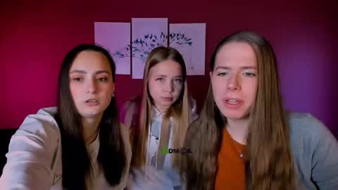 jenna_elayne online show from 12.17.25