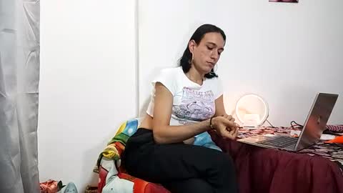  Isabella  online show from 12.04.25