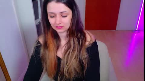 Snapshot of jenna_sxy19 chatting on 09.11.25 jennasxy19 online show from 09.11.25