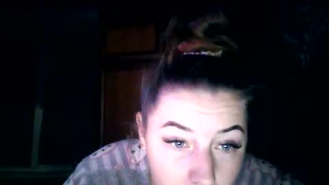 Snapshot of jennamolberty chatting on 11.23.25 JennaMolberty online show from 11.23.25