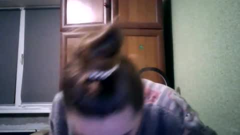 Snapshot of jennamolberty chatting on 11.27.25 JennaMolberty online show from 11.27.25