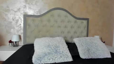 Snapshot of jennamyers chatting on 11.03.25 JennaMyers online show from 11.03.25