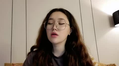 Snapshot of jennatyan chatting on 06.17.26 JENNA online show from 06.17.26