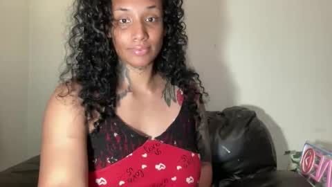 Snapshot of jenni_cash chatting on 11.02.25 Mistress Jenni online show from 11.02.25