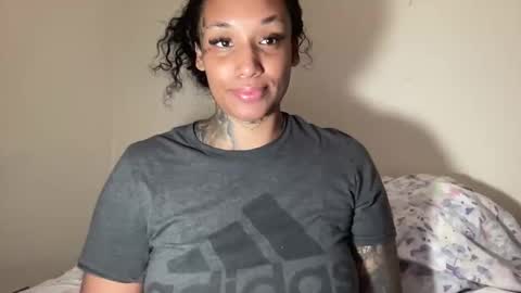 Snapshot of jenni_cash chatting on 02.06.26 Mistress Jenni online show from 02.06.26