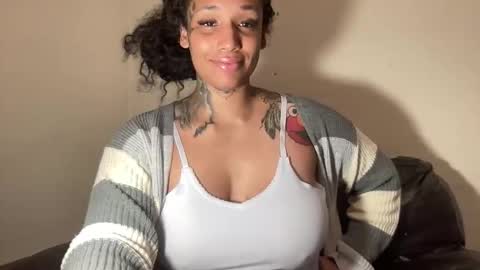 Snapshot of jenni_cash chatting on 02.07.26 Mistress Jenni online show from 02.07.26