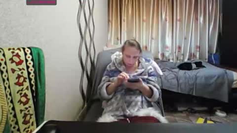 Snapshot of jennideep chatting on 12.22.25 JenniDeep online show from 12.22.25