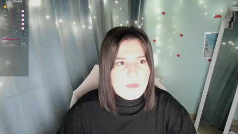 Snapshot of jennie_berry chatting on 12.29.24 Jennie online show from 12.29.24