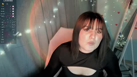 Snapshot of jennie_berry chatting on 01.25.25 Jennie online show from 01.25.25
