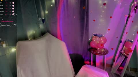 Snapshot of jennie_berry chatting on 02.22.25 Jennie online show from 02.22.25