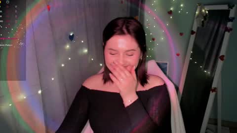 Snapshot of jennie_berry chatting on 03.05.25 Jennie online show from 03.05.25