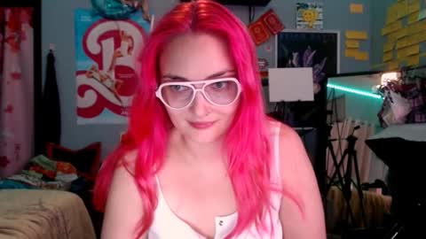 Jennifer Gwen online show from 11.01.25