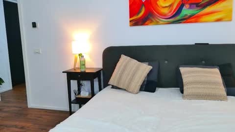 Jenny online show from 10.06.25