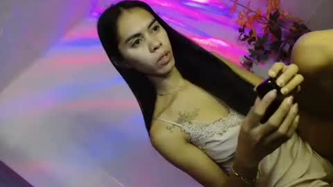 PRETTY JENNY online show from 12.14.25