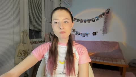 Jennifer Jenny Darling   online show from 01.17.25