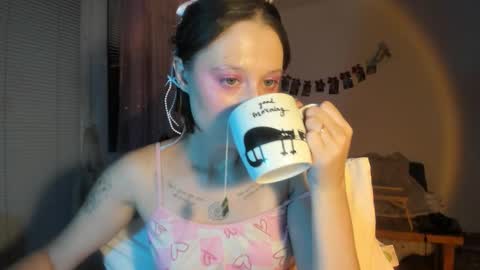 Snapshot of jenny_cox_love chatting on 12.03.25 Jennifer Jenny Darling online show from 12.03.25