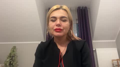 Jenny online show from 01.03.25