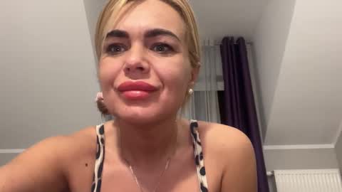 Jenny online show from 01.25.25