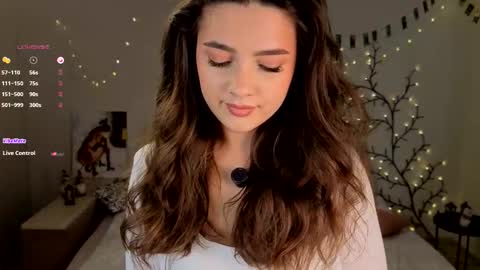 Snapshot of jenny_rossex chatting on 02.23.26 jenny_rossex online show from 02.23.26