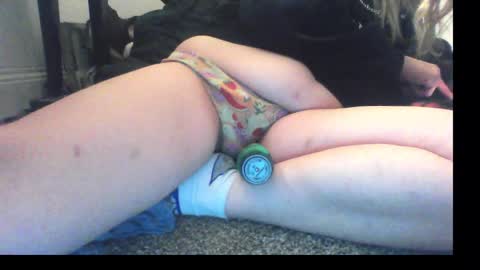 Snapshot of jennyisasquirter chatting on 10.25.25 jennyisasquirter online show from 10.25.25