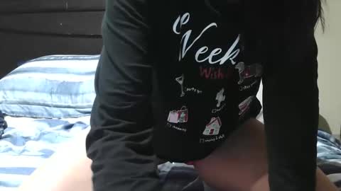 jenroses82 online show from 10.30.25