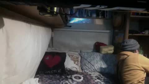 Snapshot of jerbear139 chatting on 11.30.25 jerbear139 online show from 11.30.25