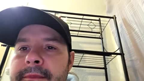 Snapshot of jerbonezgood chatting on 02.06.26 Lous online show from 02.06.26