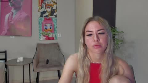 Hi hi We are Jessie and Betti online show from 01.24.25