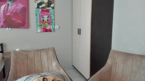 Hi hi We are Jessie and Betti online show from 03.07.25