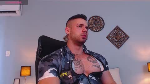 Snapshot of jeremylowe chatting on 03.12.25 Jeremy Lowe online show from 03.12.25