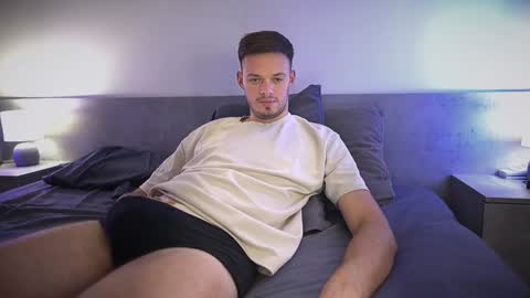 Snapshot of jerked_letto chatting on 09.21.25 jerked_letto online show from 09.21.25