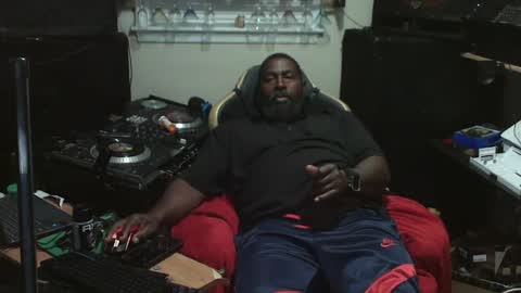 Snapshot of jerry0827 chatting on 06.17.26 jerry johnson online show from 06.17.26