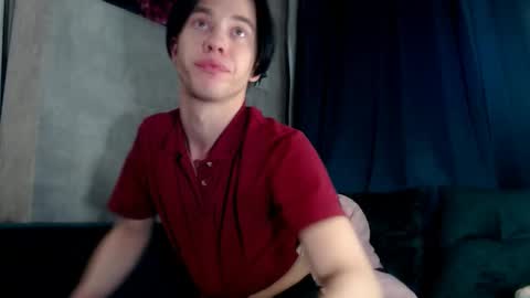 Snapshot of jerrybomb_ chatting on 12.03.24 Jerrybomb online show from 12.03.24