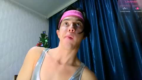 Snapshot of jerrybomb_ chatting on 12.18.24 Jerrybomb online show from 12.18.24