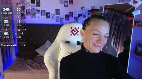 Snapshot of jesica_moon_peachy chatting on 02.27.26 jesica_moon_peachy online show from 02.27.26