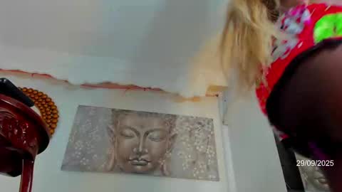 Snapshot of jesica_sanchez chatting on 09.30.25 jesica_sanchez online show from 09.30.25