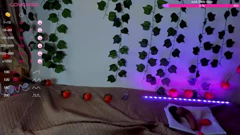 SakuraMio online show from 11.22.25