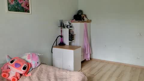 Jessica but u can call me Jessa online show from 10.17.25