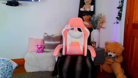 Jessabelle Diamond online show from 07.23.26